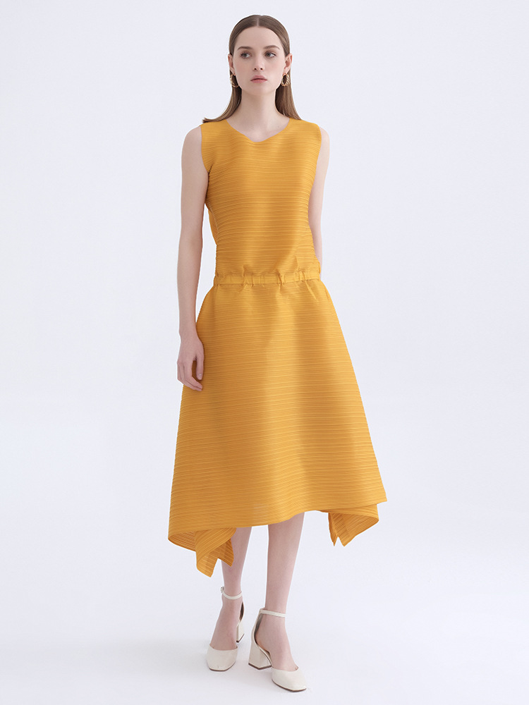 https://fulmo-img-server.com/dresscode-dresscode/fae702a1-f9e4-4cd1-8995-41b0cd205fa4.jpg