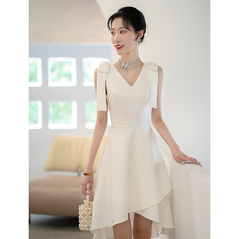 https://fulmo-img-server.com/dresscode-dresscode/fb13f7bd-f66d-421a-b3d3-fdd50712c78c.jpg