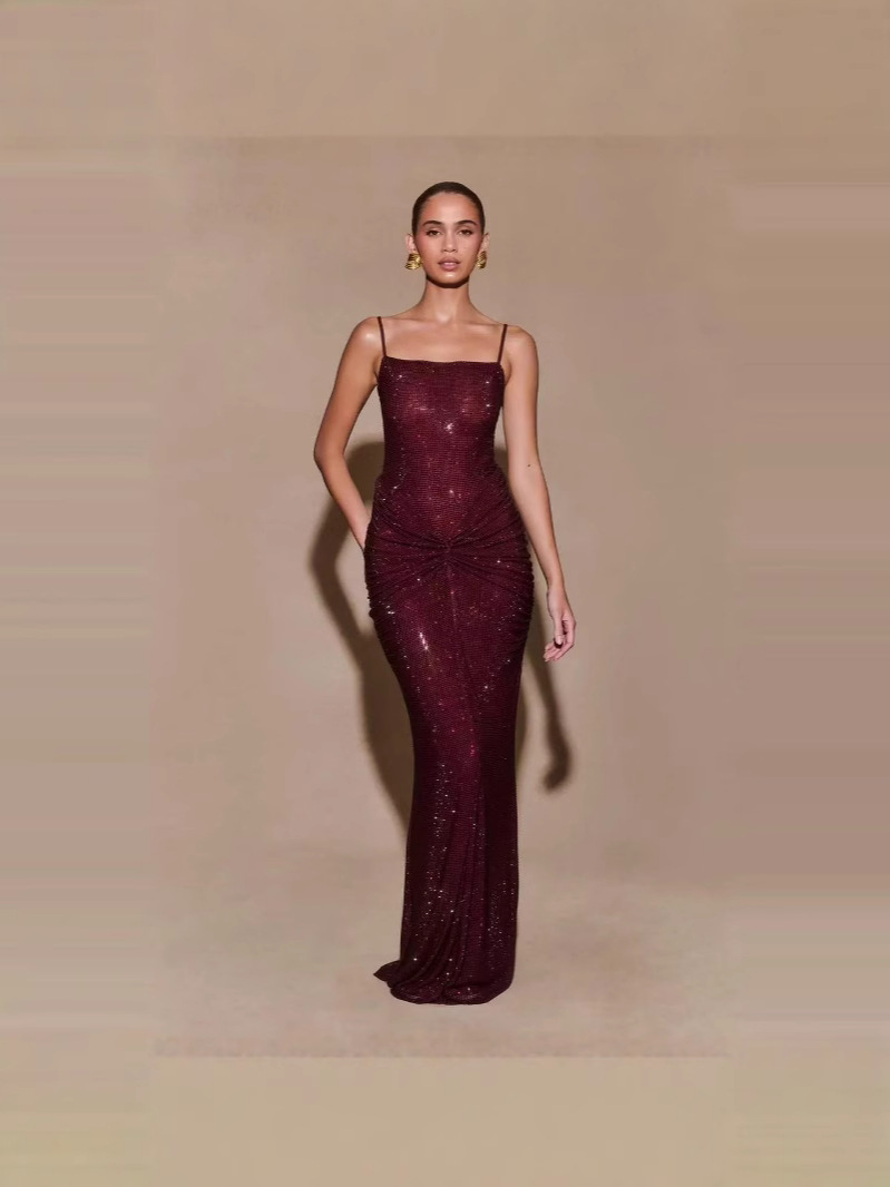 https://fulmo-img-server.com/dresscode-dresscode/fee9f3ed-8671-4e5c-99d3-82501b6a8bc4.jpg