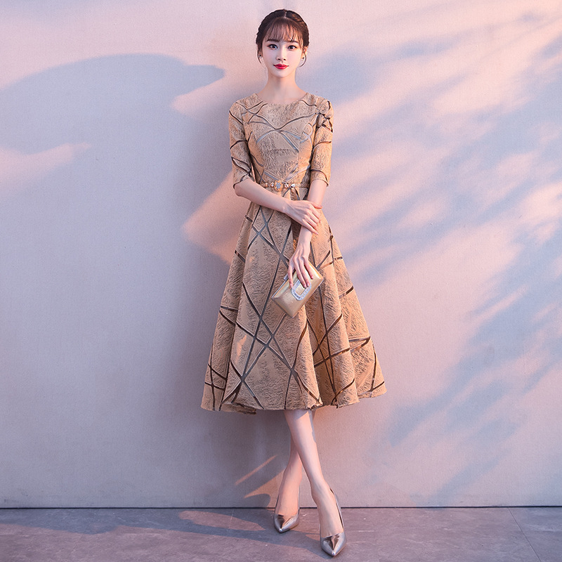 https://fulmo-img-server.com/dresscolory/038865e0-37c1-4e33-b542-794d64761ec7.jpg