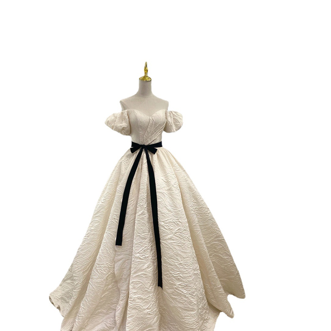 https://fulmo-img-server.com/dresscolory/03ddb345-495e-4643-9841-0680fda6da3a.jpg
