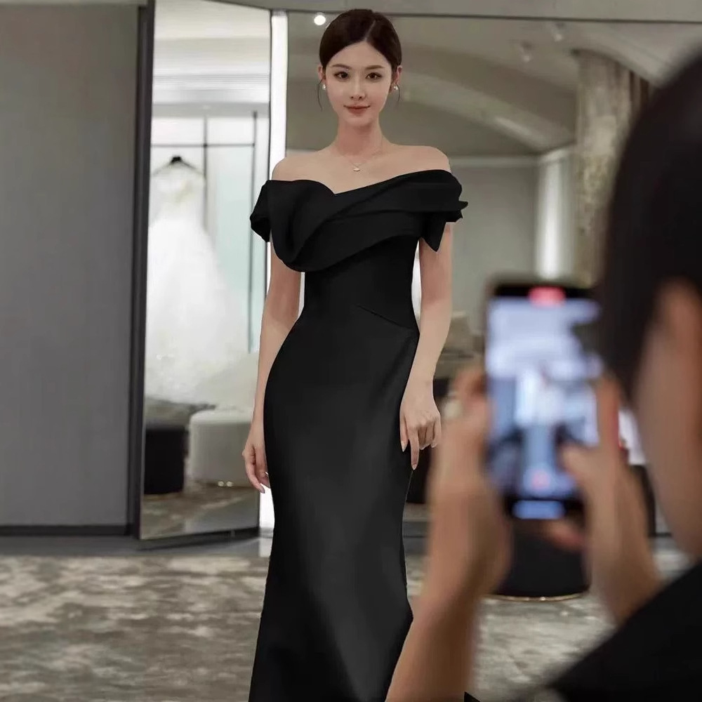 https://fulmo-img-server.com/dresscolory/0af124b4-0bf2-4ee4-b5b2-d75fdfb4fcc1.jpg