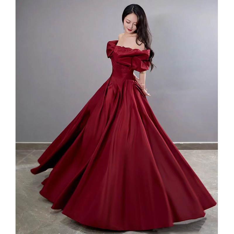 https://fulmo-img-server.com/dresscolory/0b67946b-42fc-4544-a36b-8d52df1d4ea4.jpg