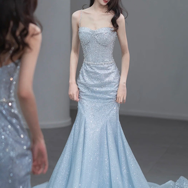 https://fulmo-img-server.com/dresscolory/0cd69f72-11fb-4e41-804f-84b2f2d48959.jpg