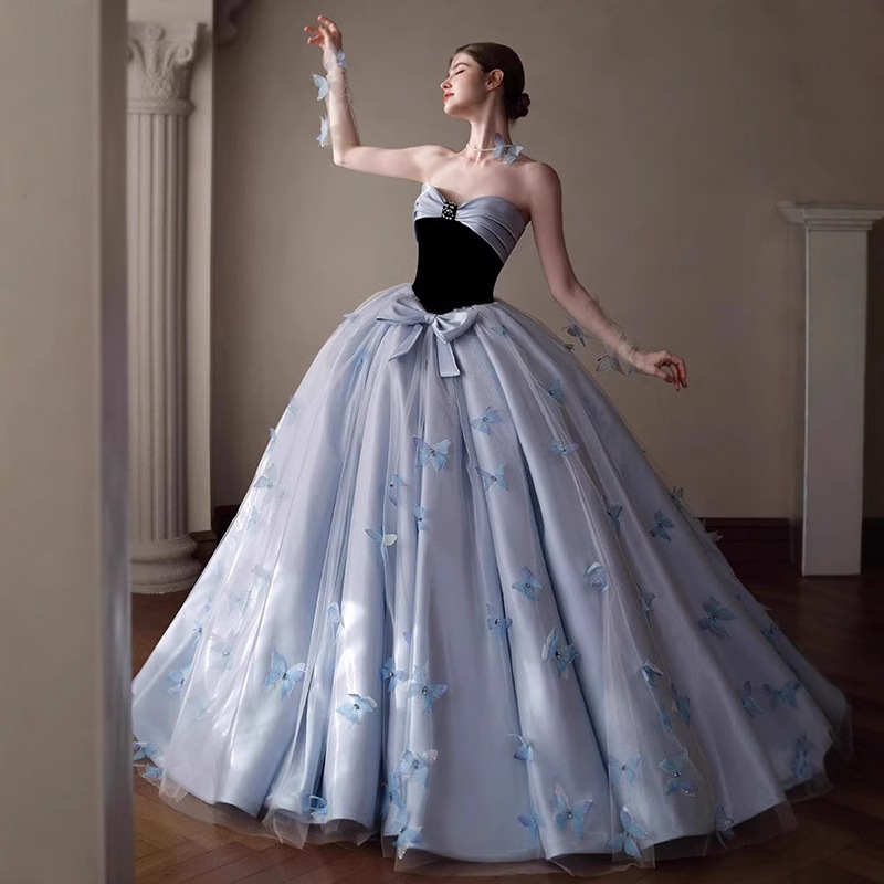https://fulmo-img-server.com/dresscolory/0e11e89d-a446-4309-86e4-be35e8c01db0.jpg