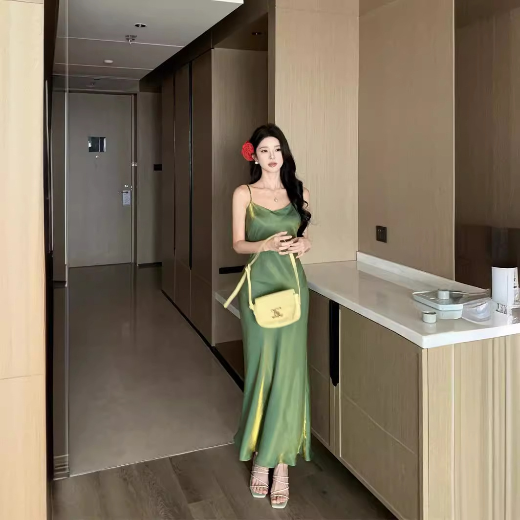 https://fulmo-img-server.com/dresscolory/1216d27b-5cdf-40cf-8d2c-d121184e1019.jpg