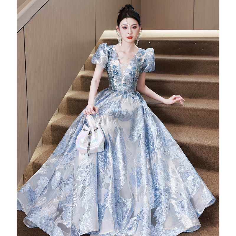 https://fulmo-img-server.com/dresscolory/17251b61-1b63-4ab0-bb0a-25f91a594979.jpg