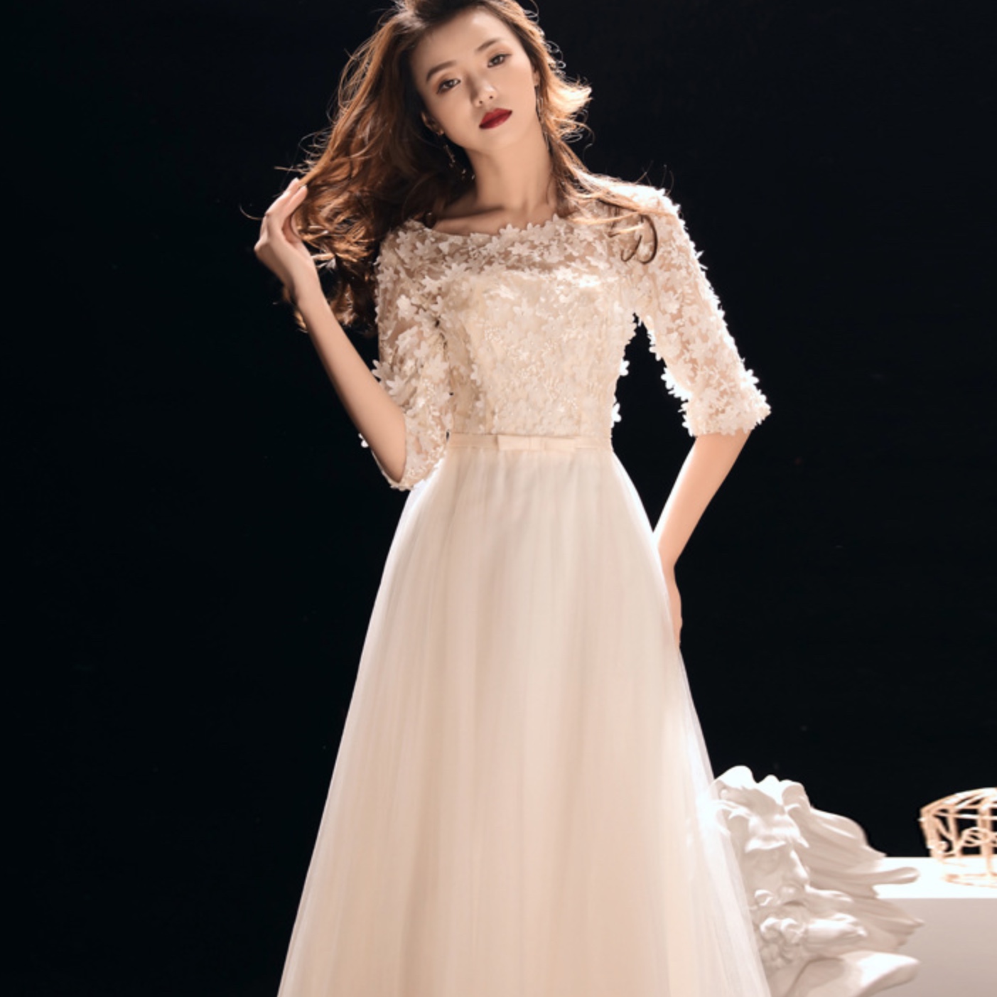 https://fulmo-img-server.com/dresscolory/1739921456474_85sqawlp_m15bd17f.jpeg