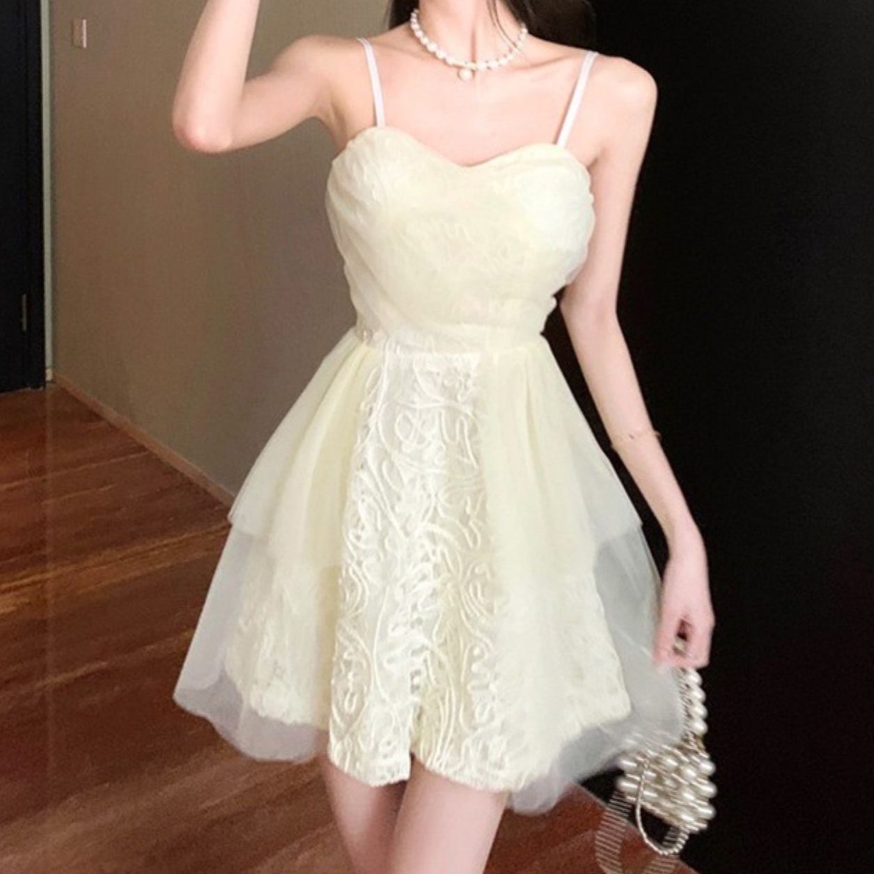 https://fulmo-img-server.com/dresscolory/1744142020437_kluvbf5p_b9rs0ids.jpeg
