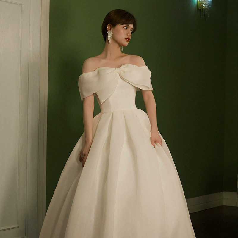 https://fulmo-img-server.com/dresscolory/1a6a0e51-6f5a-4071-9630-c2cbfd558582.jpg