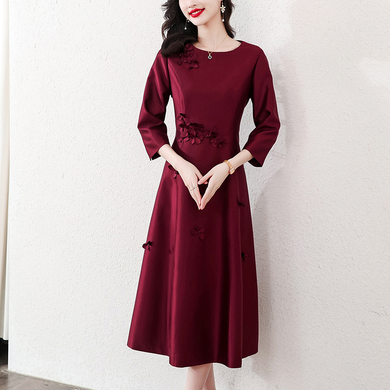 https://fulmo-img-server.com/dresscolory/1aaeae8f-56b5-4284-ac9a-499397c5fc35.jpg