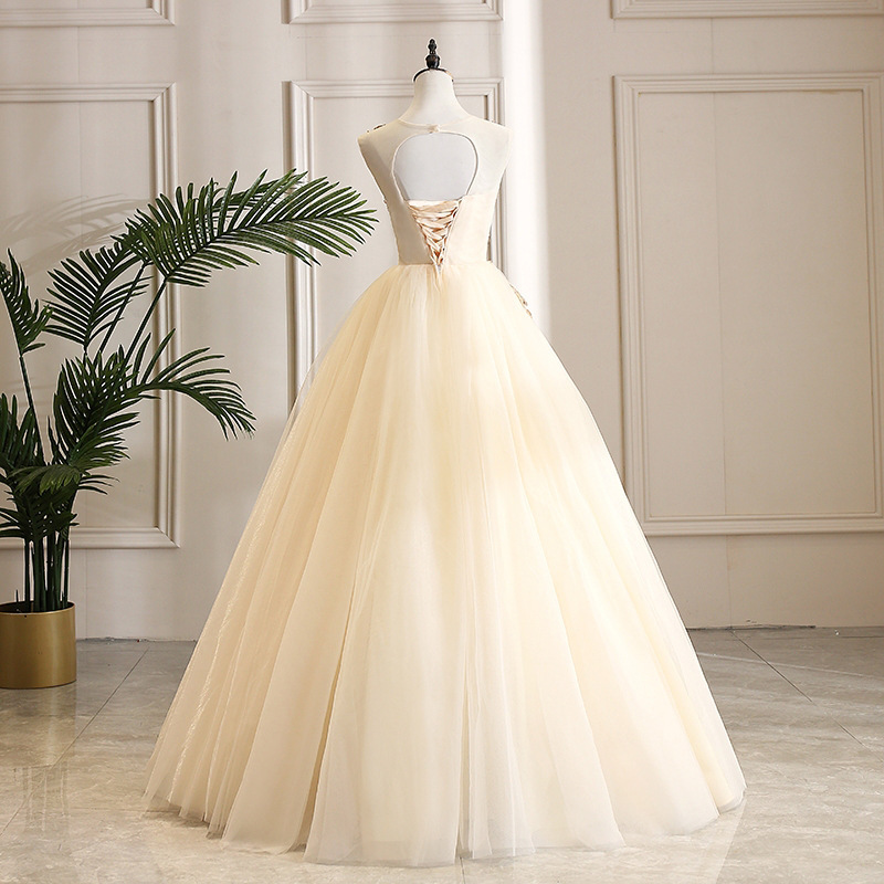 https://fulmo-img-server.com/dresscolory/1bbba135-1734-417c-a2d4-f4530c7710fb.jpg