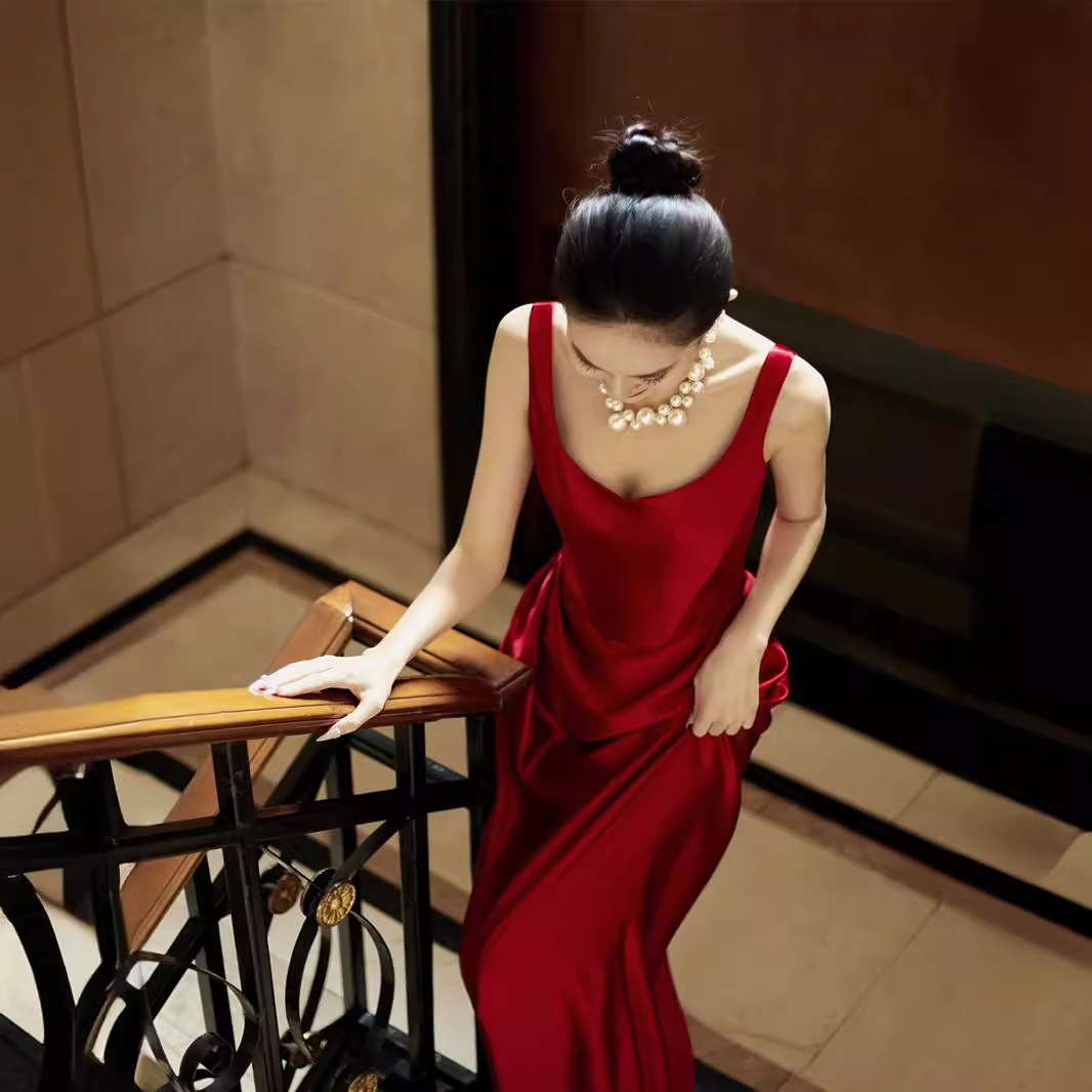 https://fulmo-img-server.com/dresscolory/1bdb3565-635c-442e-a3e1-f8c1a6aaa9e2.jpg