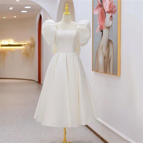 https://fulmo-img-server.com/dresscolory/200b2dee-4e01-46d2-bc75-c5d7c14fed6e.jpg