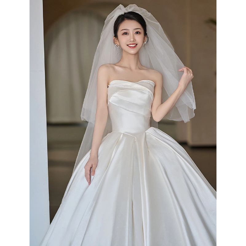 https://fulmo-img-server.com/dresscolory/27744cd1-d751-4029-a06c-3e2c44d8d78d.jpg