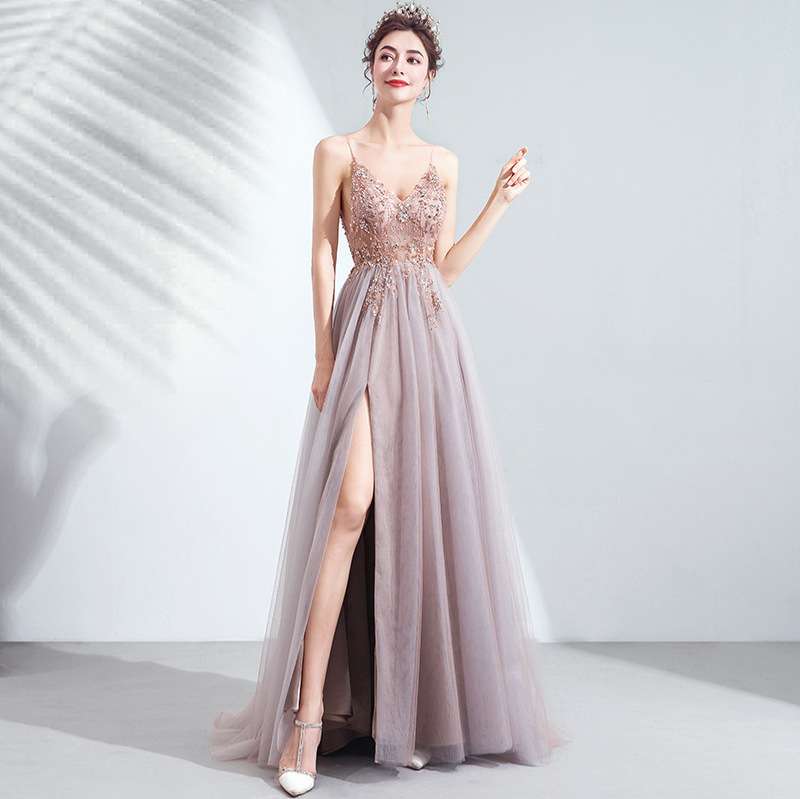 https://fulmo-img-server.com/dresscolory/2b7302d3866640c494361d10ddb841e4.jpeg