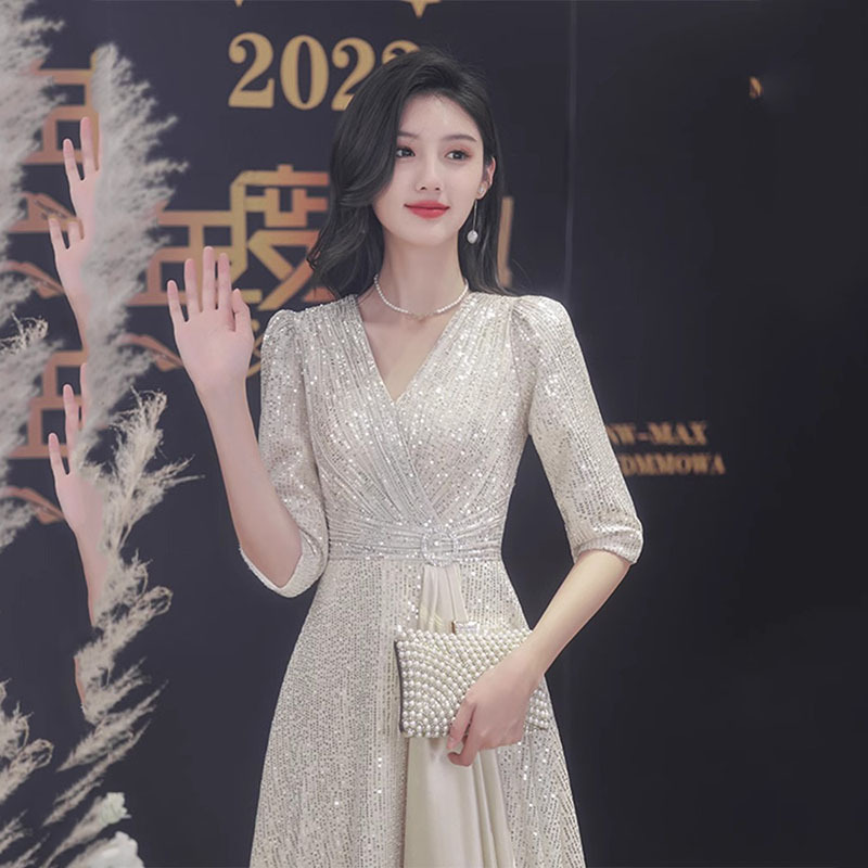https://fulmo-img-server.com/dresscolory/2fb79adb-07a9-46e3-b9c0-d0e8a41716fa.jpg