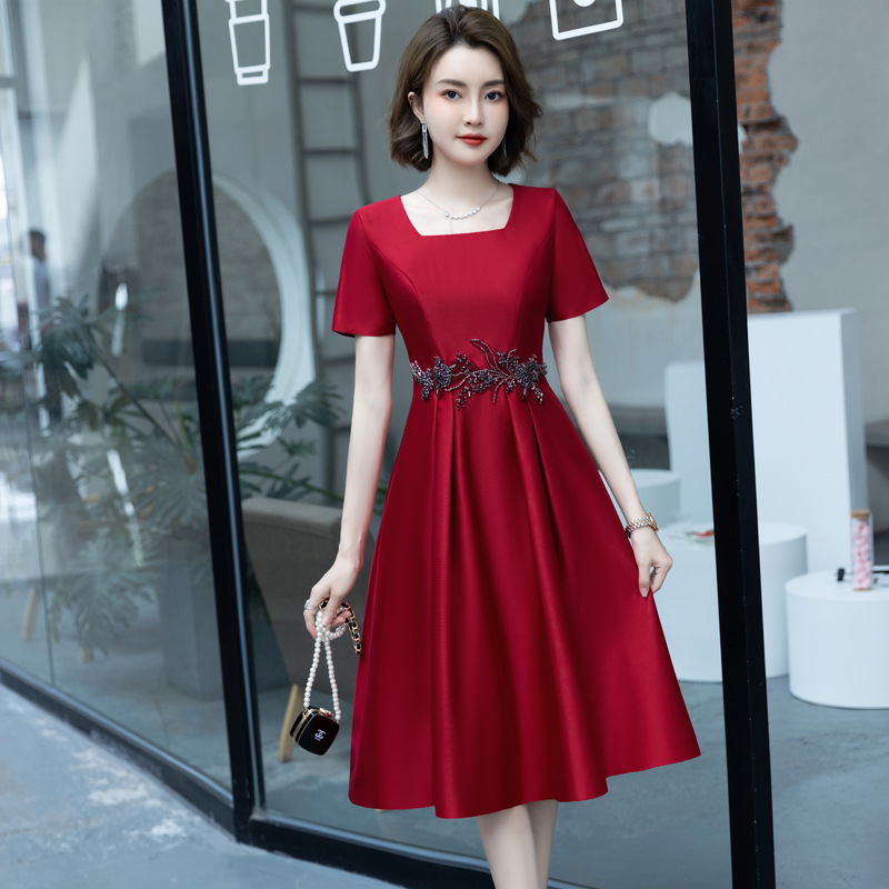 https://fulmo-img-server.com/dresscolory/3cea05f5-d4a3-4415-840a-34d4e81effcb.jpg