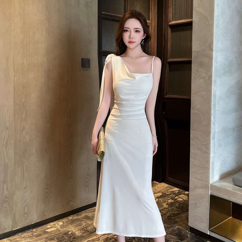 https://fulmo-img-server.com/dresscolory/4533815d5295496da7ed9b5bf23c6963.jepg
