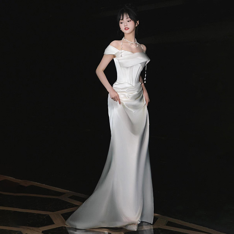 https://fulmo-img-server.com/dresscolory/4d3c90fd-61ef-4739-ba49-5a5bebd824ca.jpg