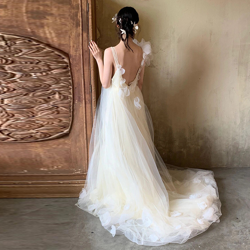 https://fulmo-img-server.com/dresscolory/558092d8-70fc-4981-b317-2584ac22fe2d.jpg