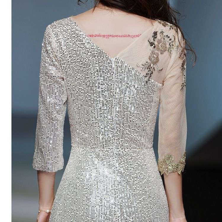 https://fulmo-img-server.com/dresscolory/58394536026d4d1aaaecc20993ef2c8e.jpeg