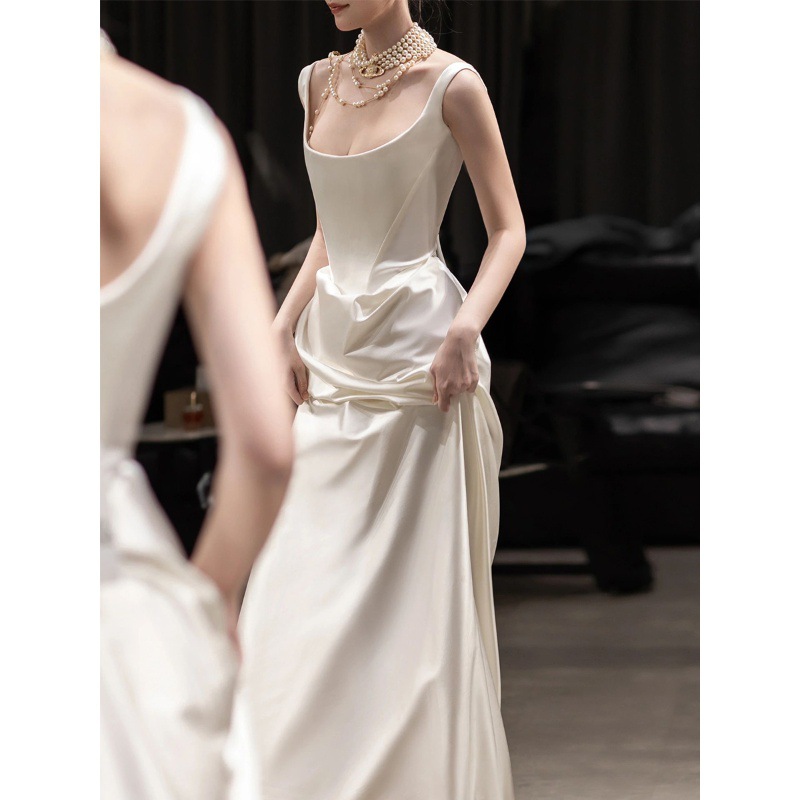 https://fulmo-img-server.com/dresscolory/58cb773d-9b8c-4a12-97ef-6fa0eb671c10.jpg