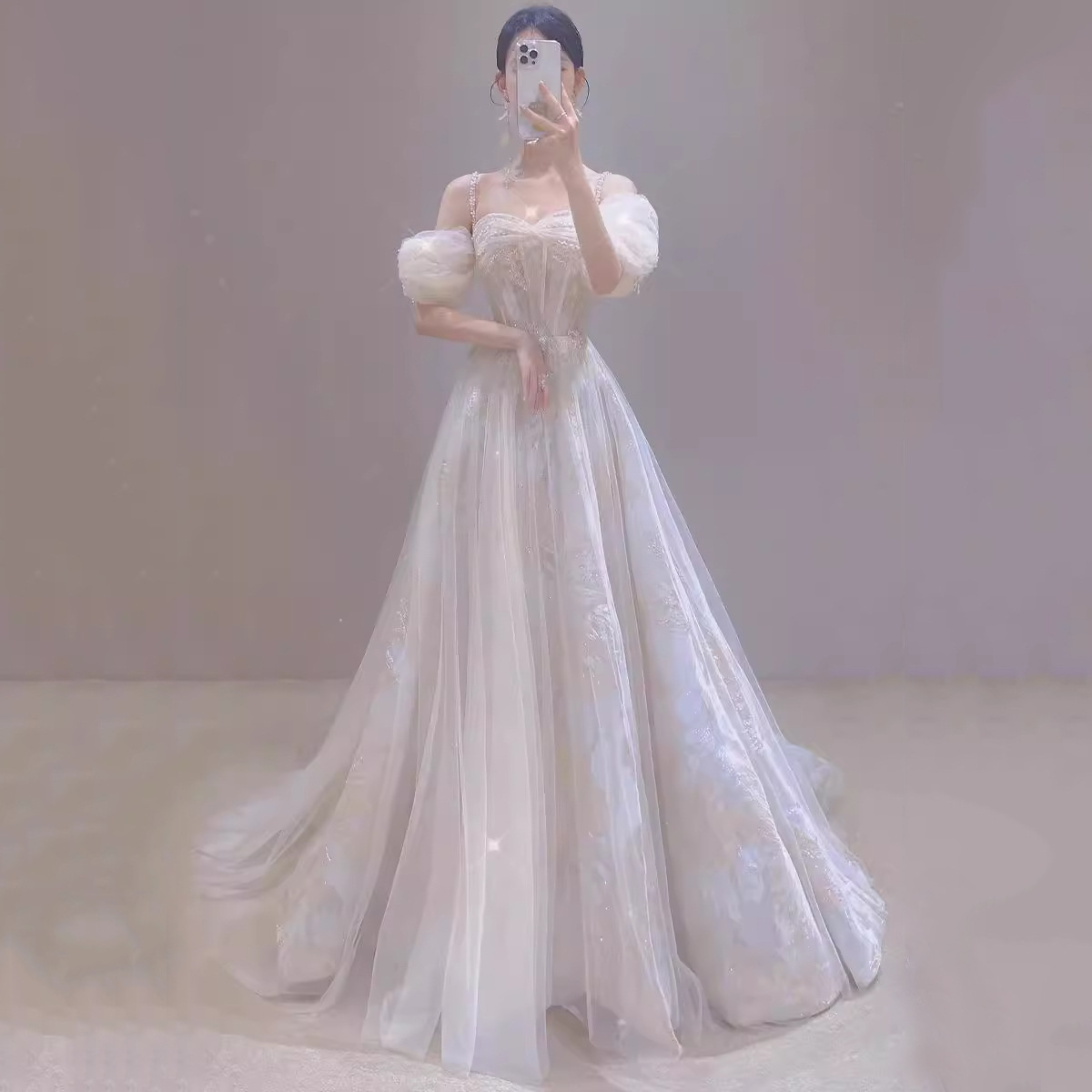 https://fulmo-img-server.com/dresscolory/5bbb1934-72fb-457b-833e-766e01754ab6.jpg