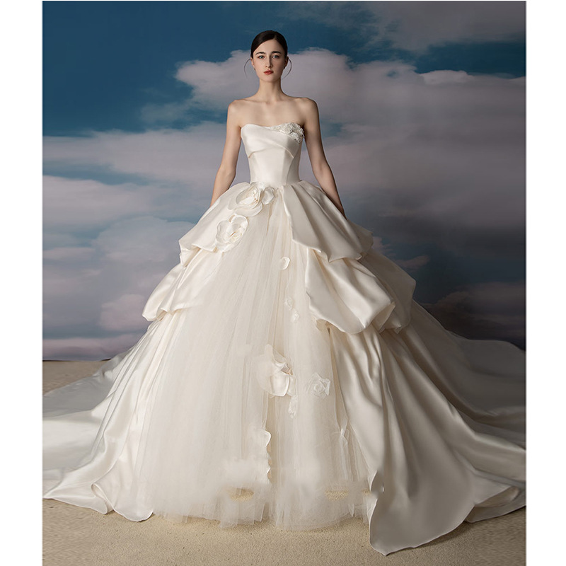 https://fulmo-img-server.com/dresscolory/61e6bb43-c9b5-4e38-82ae-8cbf1b257871.jpg