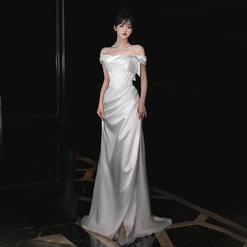 https://fulmo-img-server.com/dresscolory/66ff9d03-a3fd-4d64-89b4-4f5b492ce1d7.jpg
