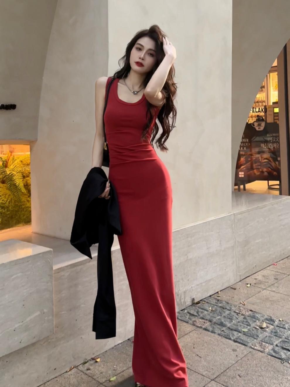 https://fulmo-img-server.com/dresscolory/6efd7a7f-d930-4669-8d32-1dc7b61c049f.jpg