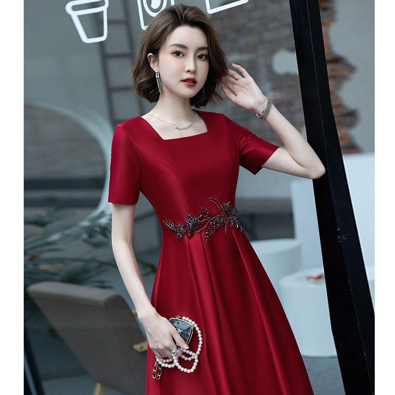 https://fulmo-img-server.com/dresscolory/716288e5-6022-4a27-9417-c906457137d1.jpg