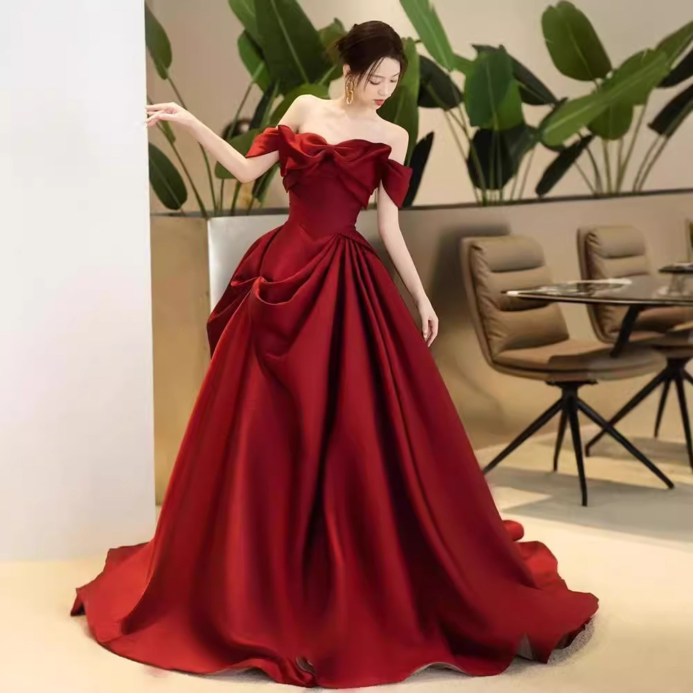 https://fulmo-img-server.com/dresscolory/73b850e3-6243-48a9-9b73-0f8a5015d846.jpg