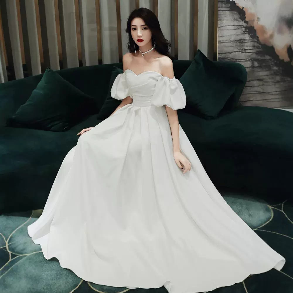 https://fulmo-img-server.com/dresscolory/85bf2c57-c913-436a-895c-1ab5083c55e8.jpg