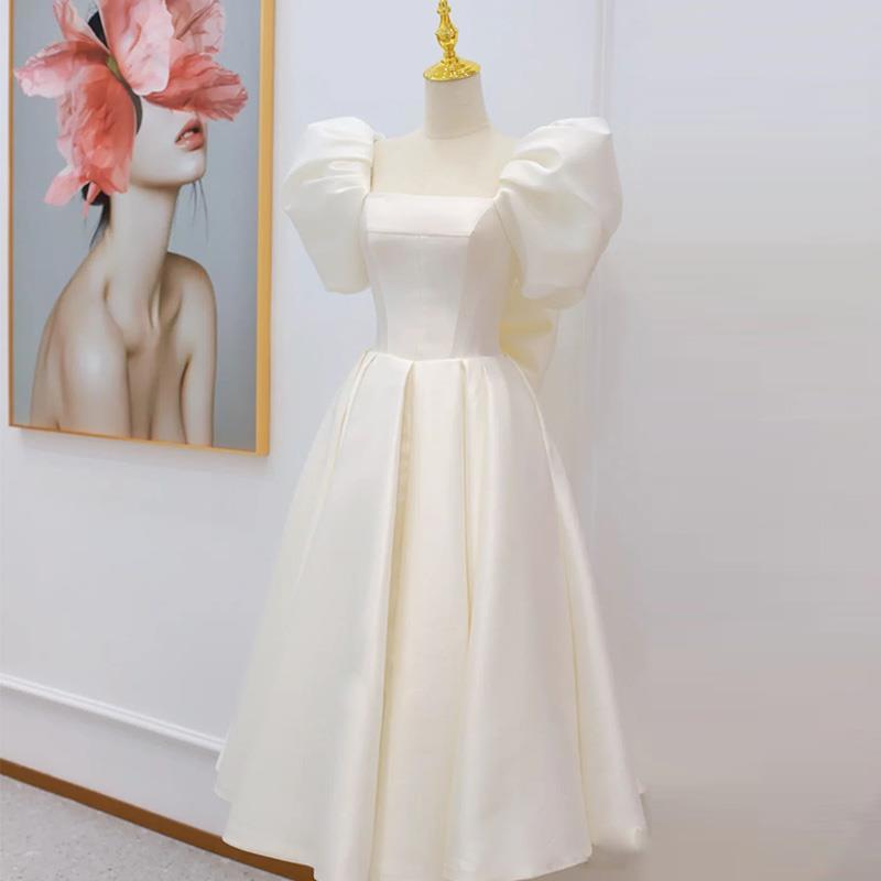 https://fulmo-img-server.com/dresscolory/8e80370f-6c17-4339-97a1-606c3c4cfd58.jpg