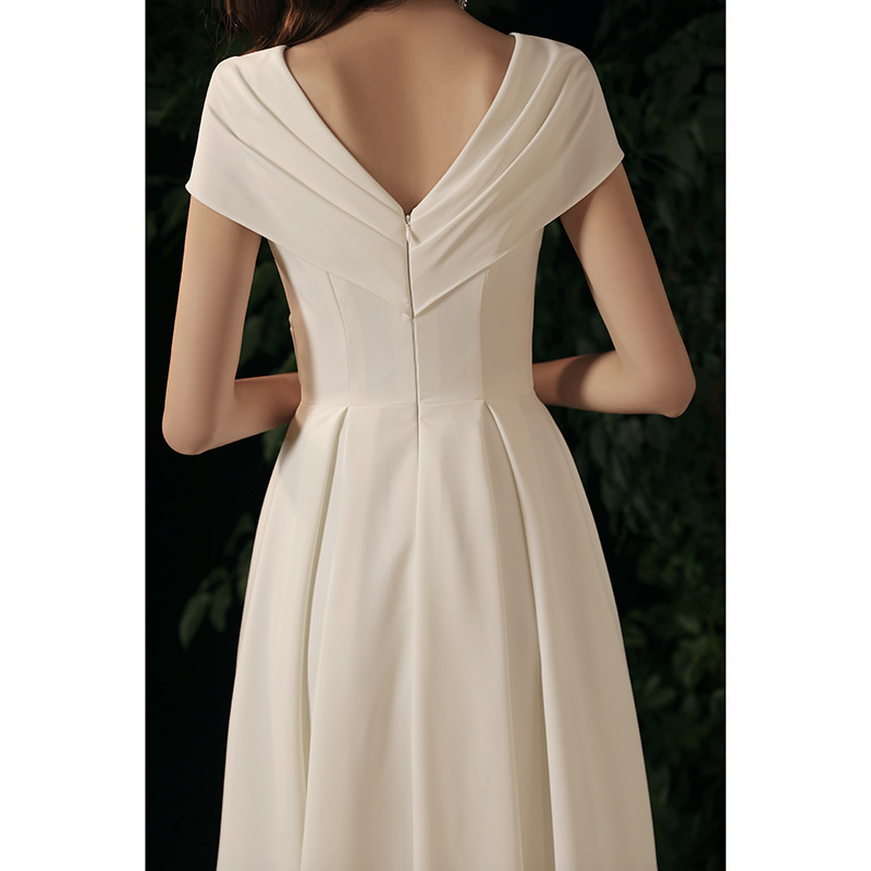 https://fulmo-img-server.com/dresscolory/91f341bc-e6c7-4a00-9e06-fc0d2ace96d7.jpg