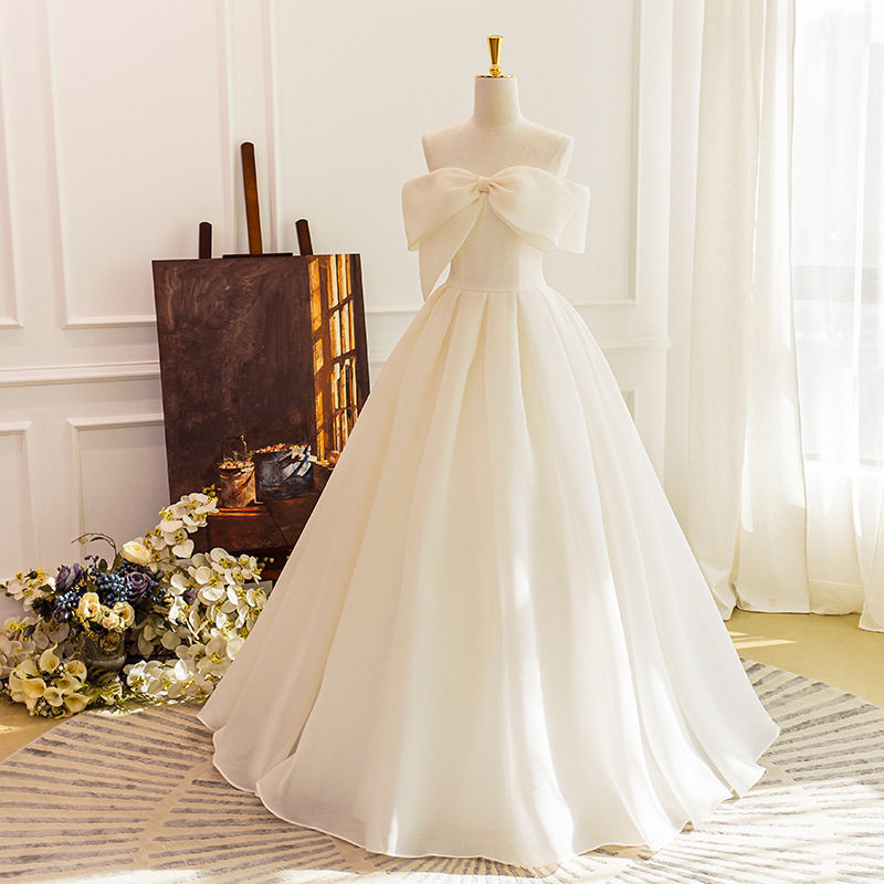 https://fulmo-img-server.com/dresscolory/97e6c52e-3b06-4654-b9fb-ae3942ad24f8.jpg