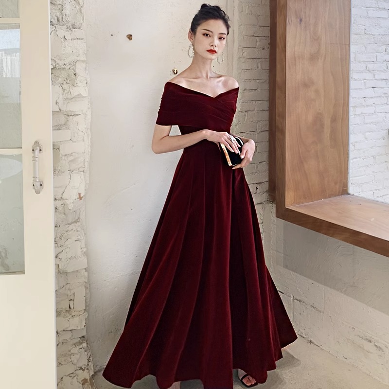 https://fulmo-img-server.com/dresscolory/9c226190-1c40-4c7a-bd8a-6776af55f6b8.jpg