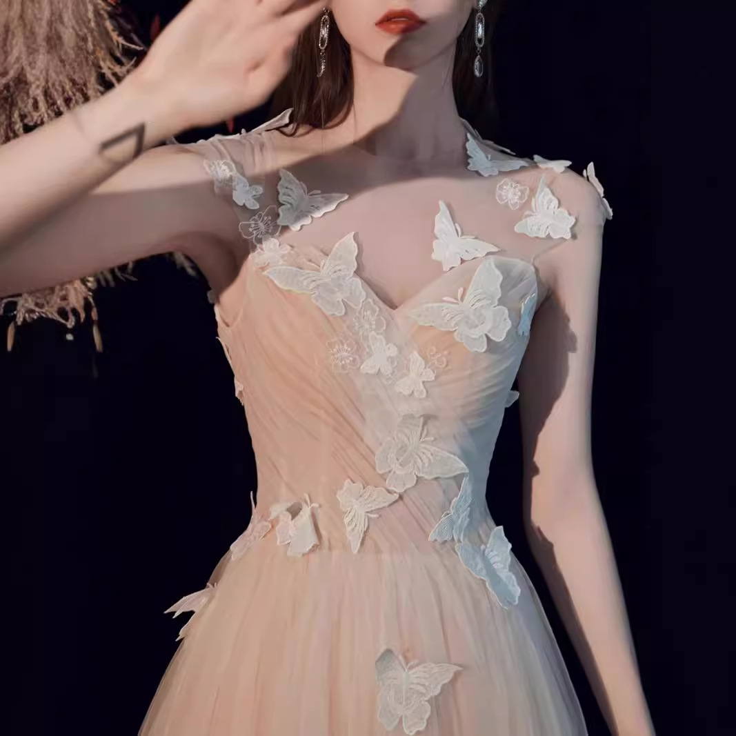 https://fulmo-img-server.com/dresscolory/9dbd2f04-4773-465e-ab49-66b47f222991.jpg