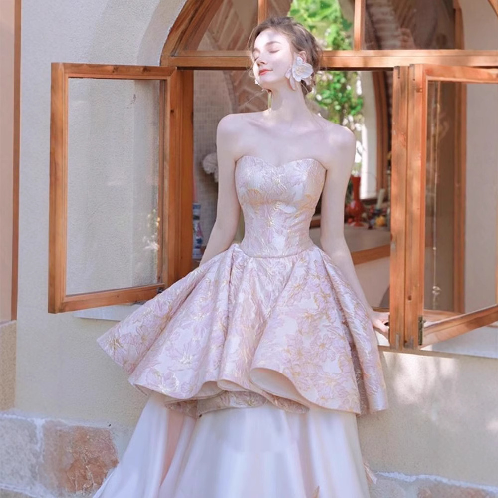 https://fulmo-img-server.com/dresscolory/a834db5f-d6ef-4fb3-8b8c-9cf0961f30f4.jpg
