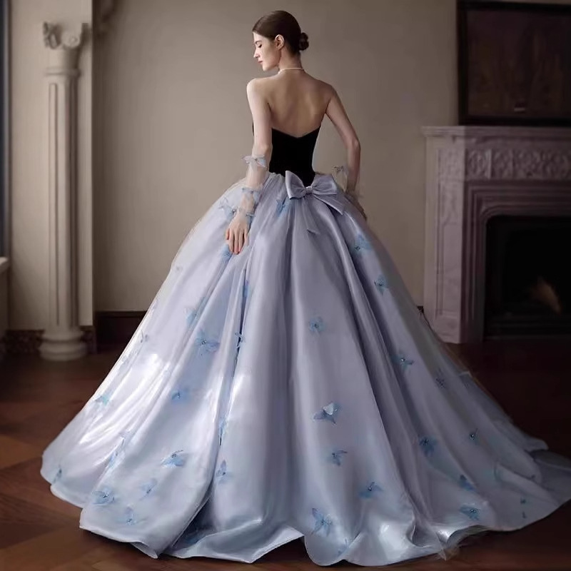 https://fulmo-img-server.com/dresscolory/a9682bc8-0548-4042-9470-b8d41b266a25.jpg