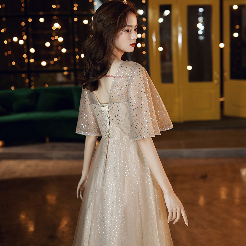 https://fulmo-img-server.com/dresscolory/ad0748b6-c950-416e-ac54-7994812eaaab.jpg