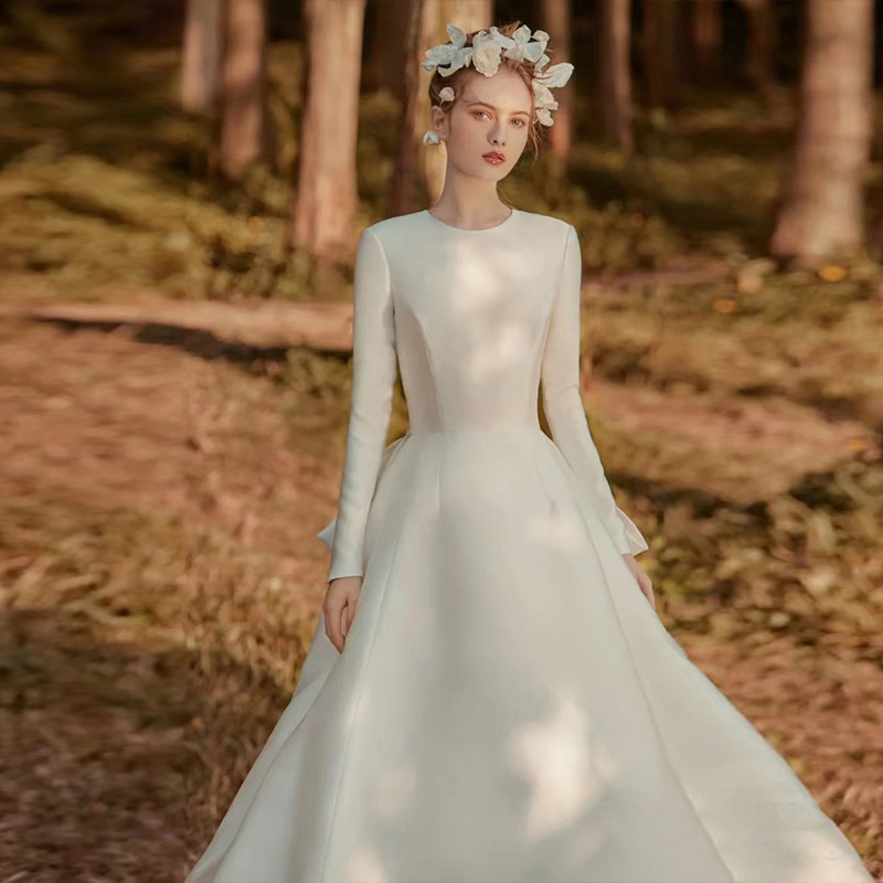 https://fulmo-img-server.com/dresscolory/af5ba156-5adc-46c6-af1b-d413fda07944.jpg