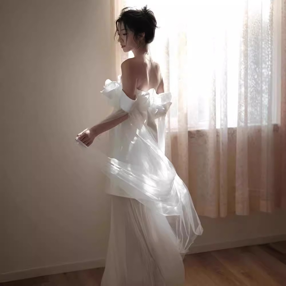 https://fulmo-img-server.com/dresscolory/b08a3fec-d1d8-4cc8-be3c-6e2a136185dd.jpg