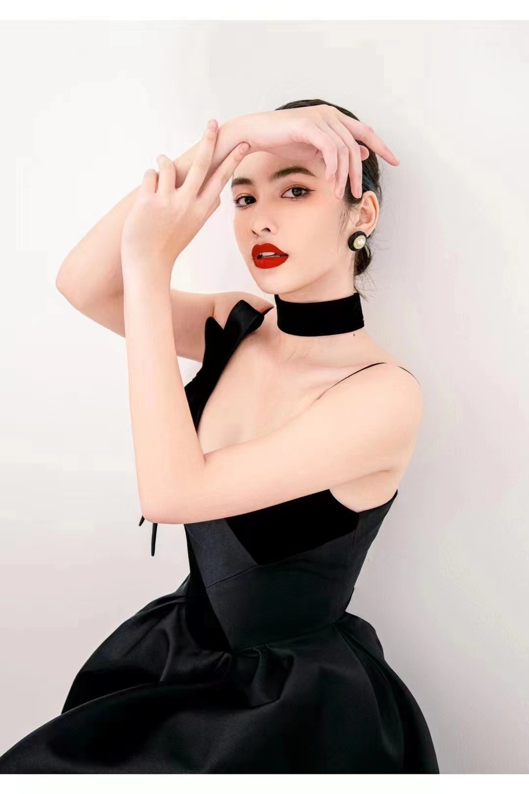 https://fulmo-img-server.com/dresscolory/b1b1ca1a-8f49-4999-a9ba-0fa5748f647a.jpg
