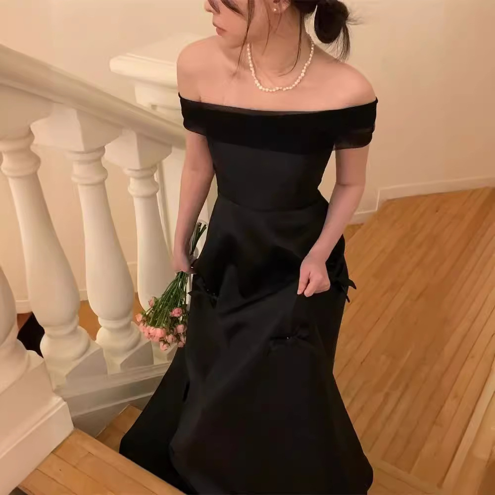 https://fulmo-img-server.com/dresscolory/b94abe30-2abe-4698-96b7-ad980a910ccd.jpg