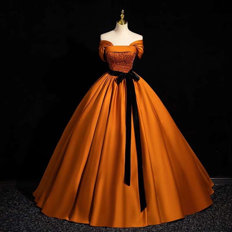 https://fulmo-img-server.com/dresscolory/bbf4cac053594f9384b63bc598faf5e6.jepg