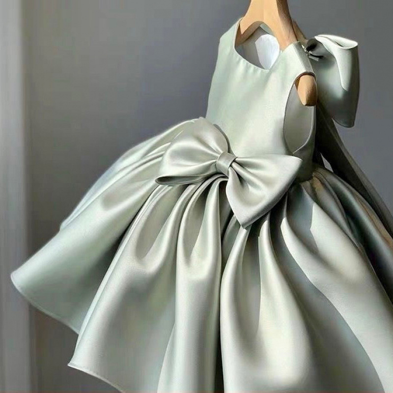 https://fulmo-img-server.com/dresscolory/bdd3757f-cbda-4045-b1c2-e856ab771c45.jpg