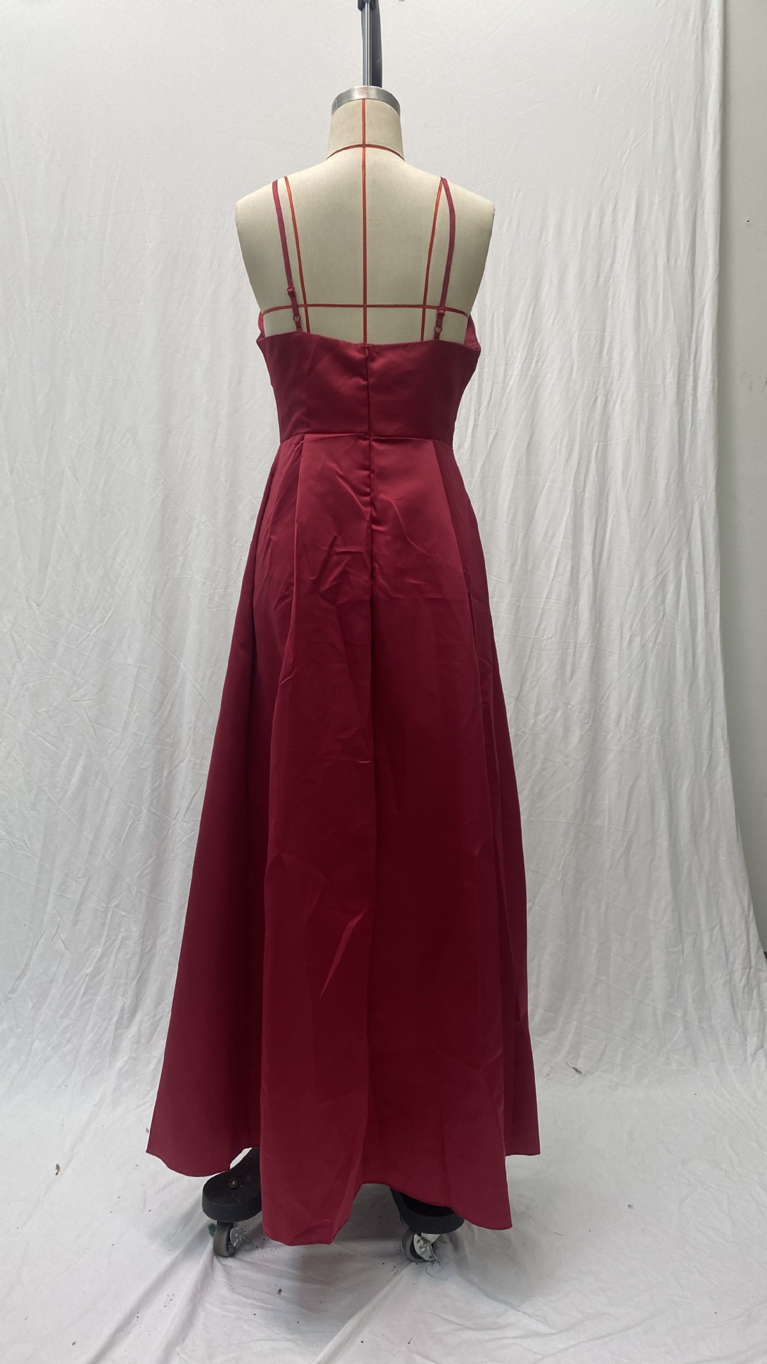 https://fulmo-img-server.com/dresscolory/be664c86-c365-4d30-8bed-3aa3d8db5a14.jpg
