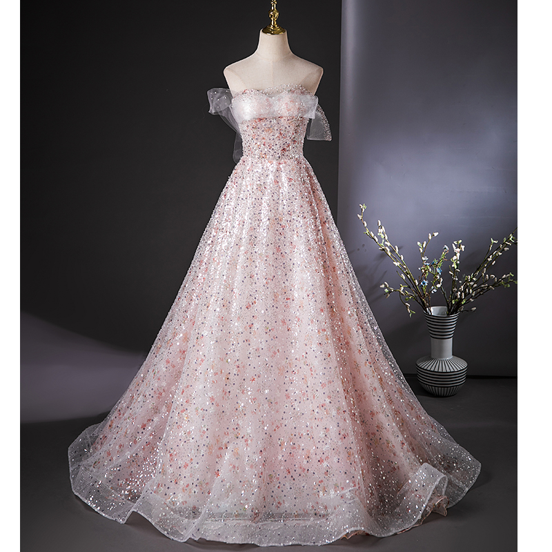 https://fulmo-img-server.com/dresscolory/bfa47692-26da-4f83-92ae-09478e46cd25.jpg